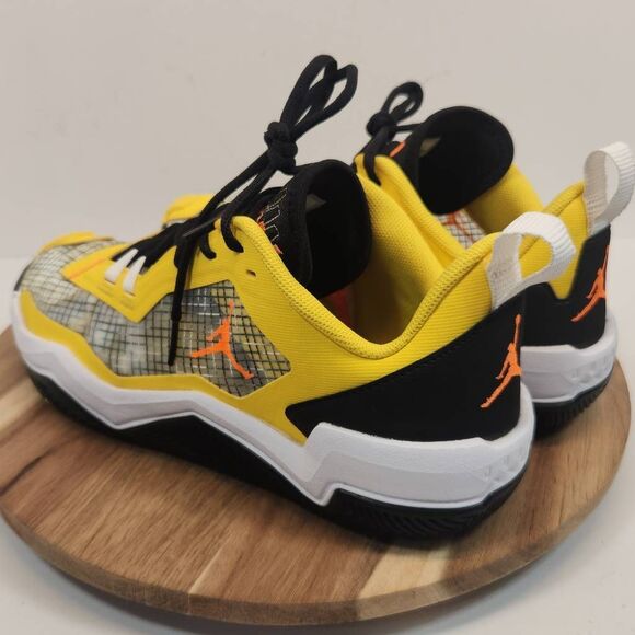 Jordan One Take 4 - Tour Yellow/Black- Black- White, Size 9.5 - Picture 6 of 14